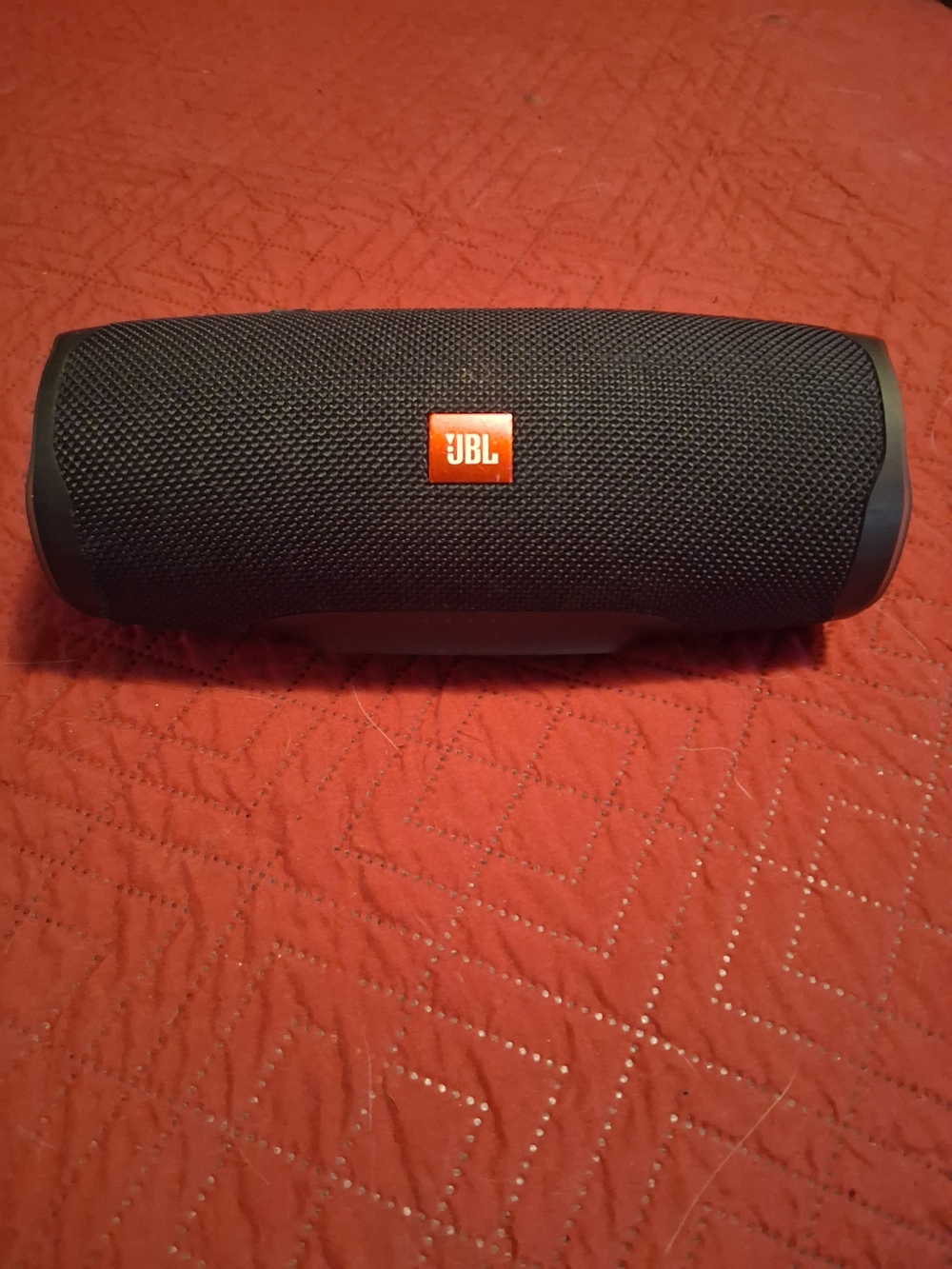 JBL Portable Bluetooth Speaker in Black